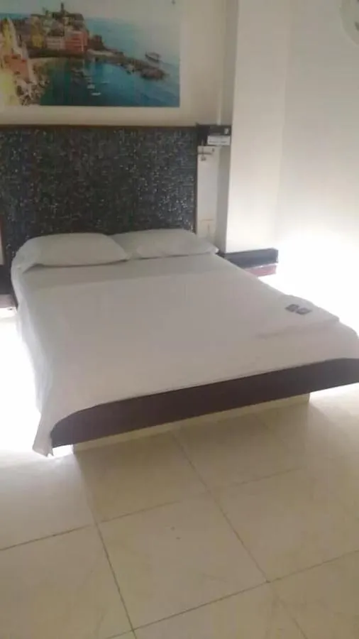 Hotel Marat Medellín