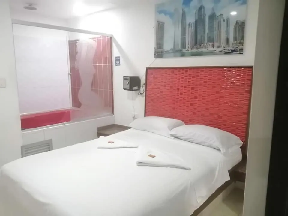 Hotel Marat Medellin